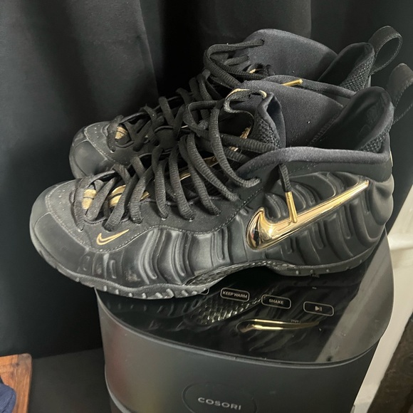 Nike foamposites Black and Gold - Picture 2 of 9